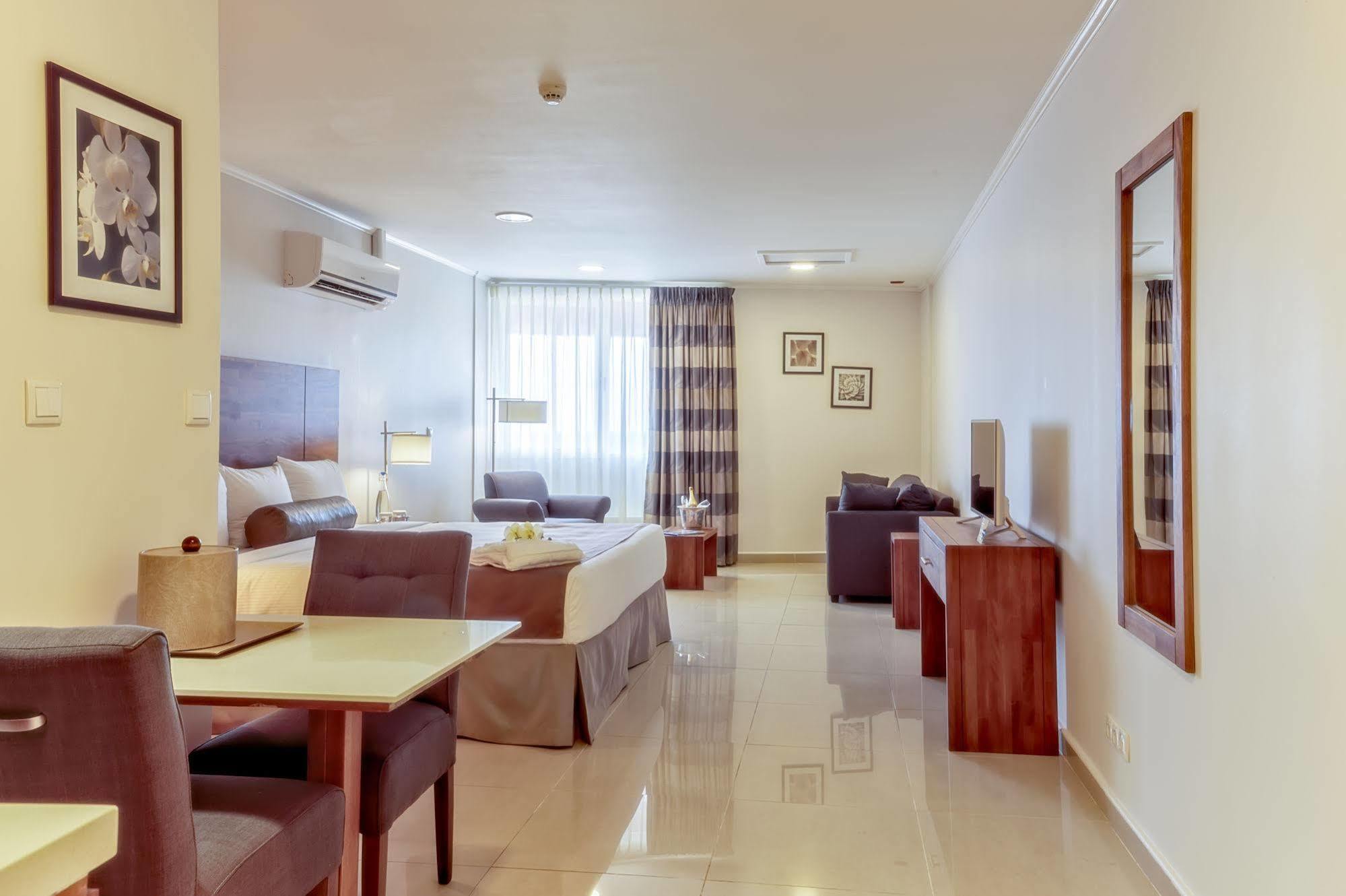 City Suites & Beach Hotel 빌렘스타트 외부 사진