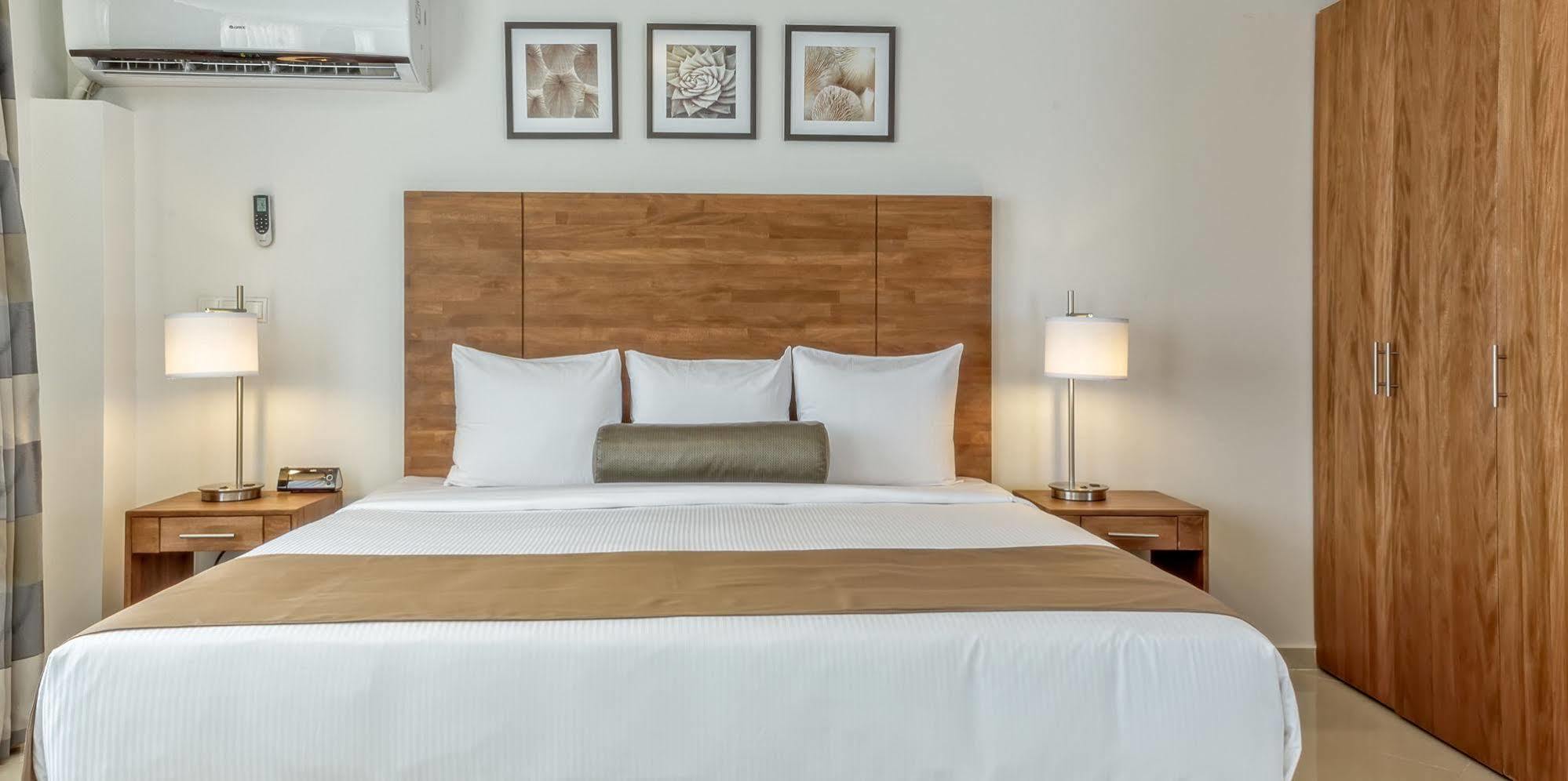 City Suites & Beach Hotel 빌렘스타트 외부 사진